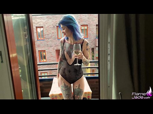 ❤️ 巨大的女孩在開闊的天空下猛吸一口，熱情地做愛 ️❌ 蕩婦 在 zh-tw.milf-nut-net.ru ❌